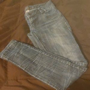 Almost Famous skinny jeans size 5